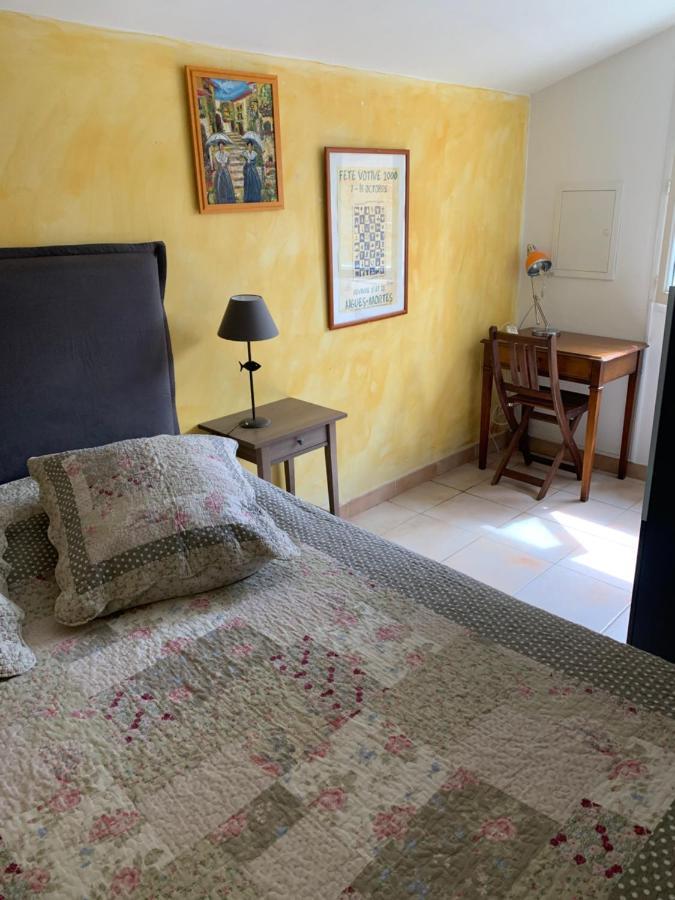 La Maison De *